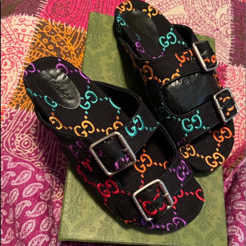 Gucci slides